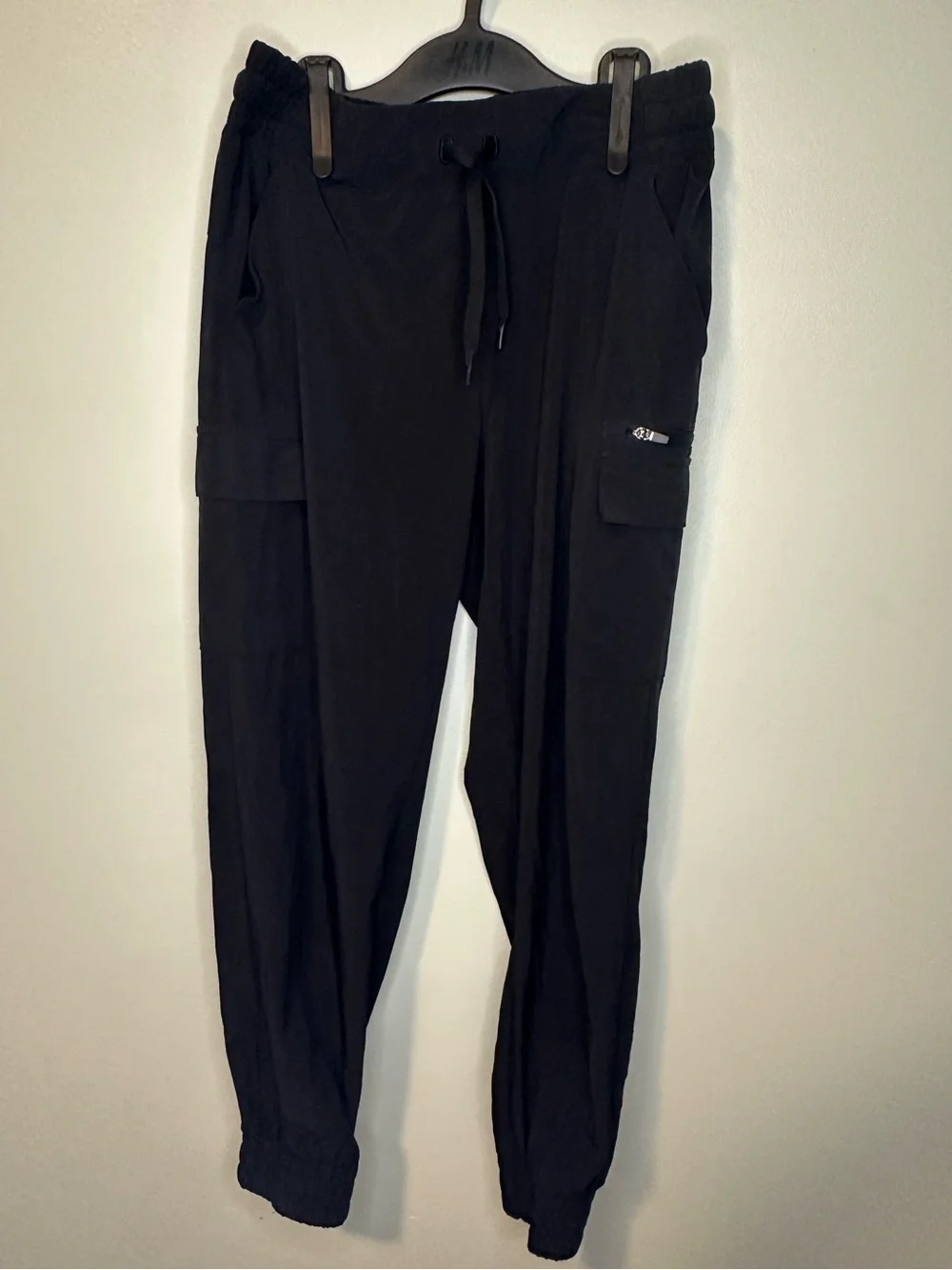 All in Motion Kids Lightweight Cargo Jogger Pants Black Drawstring Zipper Pocket